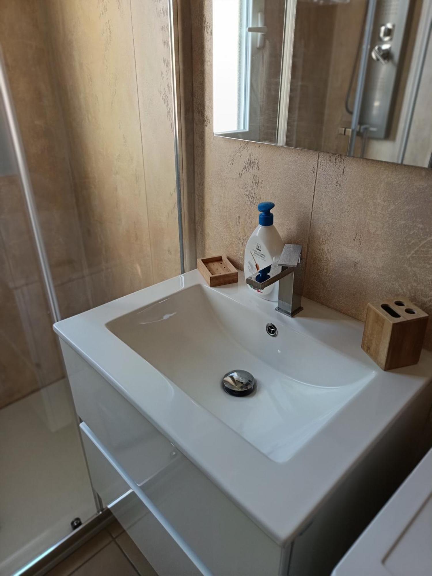 Casa Francesca Con Parcheggio Gratuito Appartement